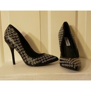 Steve Madden Grommet Pumps Heels Size 8